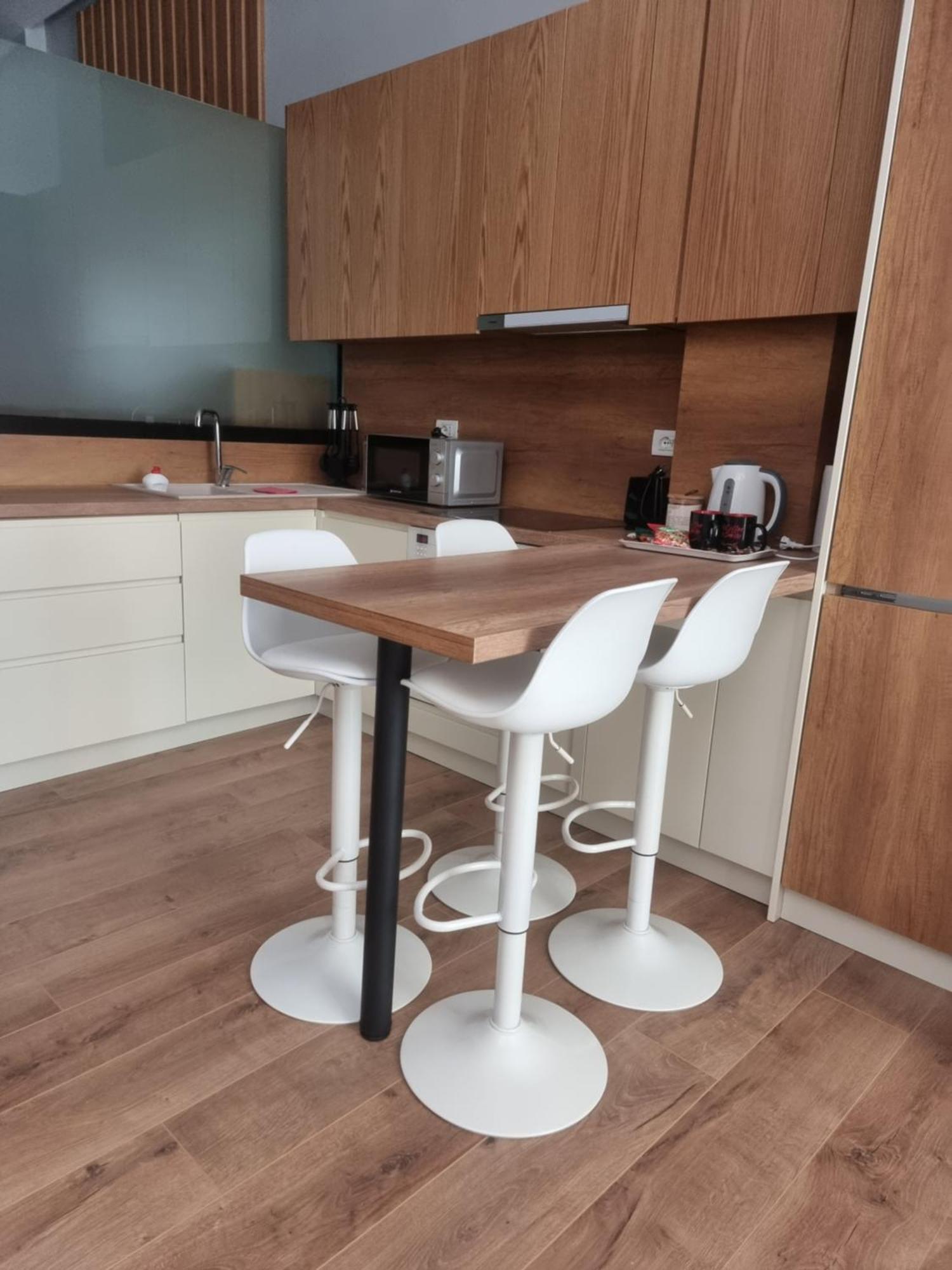 Centrepoint Stylish Apartment Тирана Екстер'єр фото